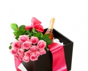 wine-flowers-gift