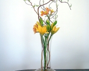 Fazer Arranjos de Flores e Vasos Criativos (8)